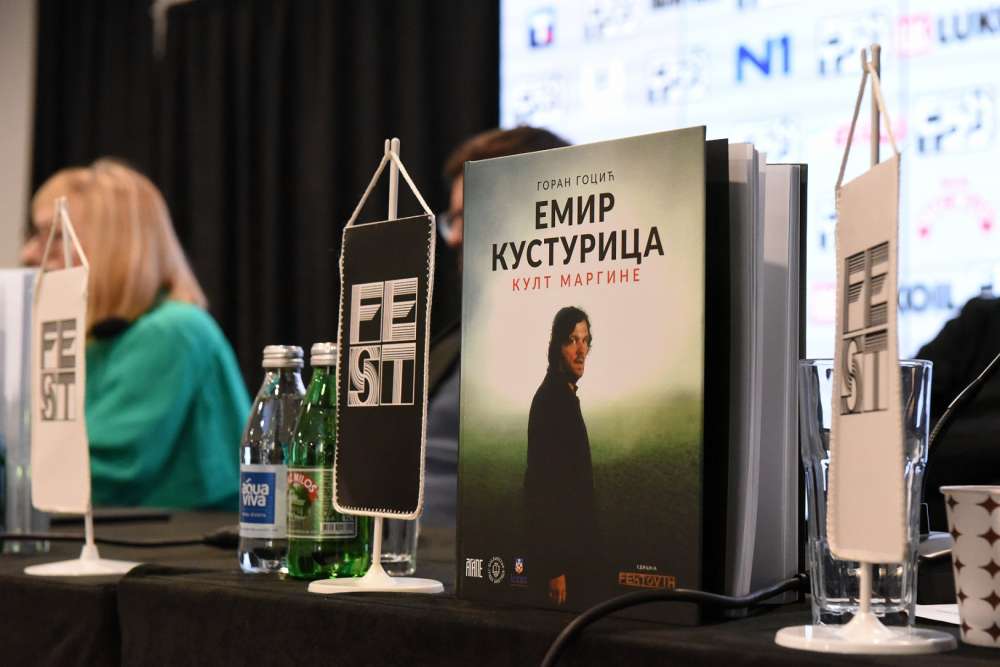 Devetog dana FEST-a plaketa Kinoteke Danici Ćurčić, ČEKAJUĆI HANDKEA, knjige o Dinku Tucakoviću i Emiru Kusturici